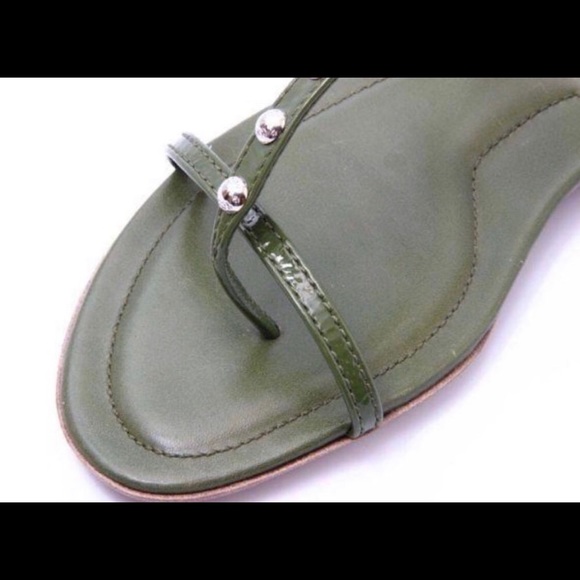 Tod's Matisse Patent Leather Stud Sandal Olive - Picture 4 of 7